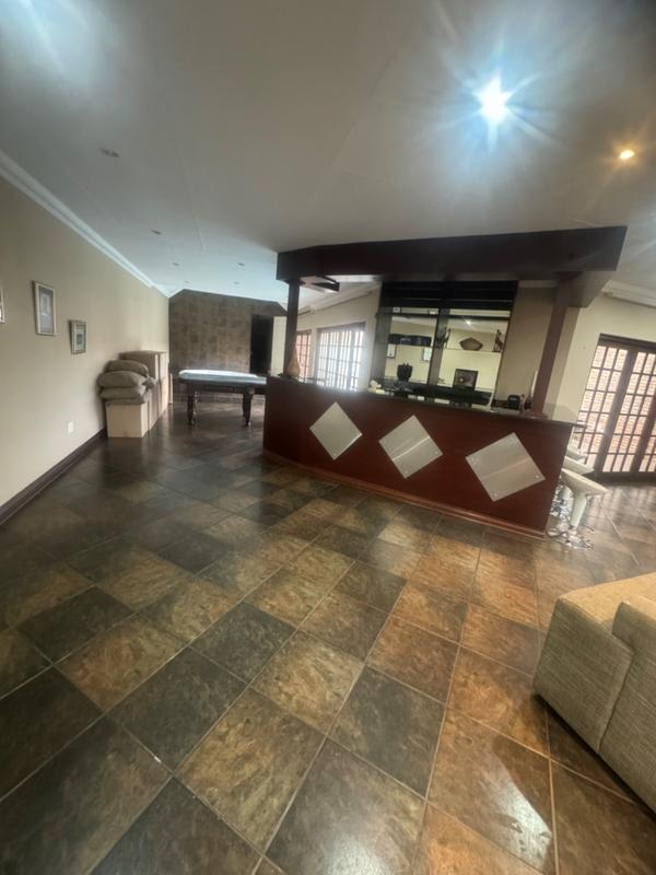 7 Bedroom Property for Sale in Aerorand Mpumalanga