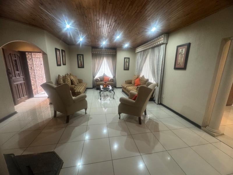 7 Bedroom Property for Sale in Aerorand Mpumalanga