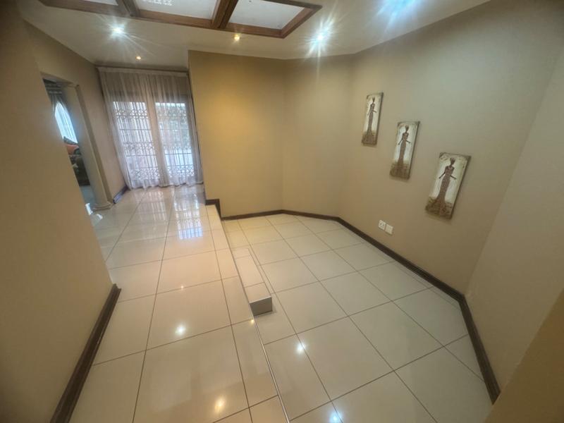 7 Bedroom Property for Sale in Aerorand Mpumalanga