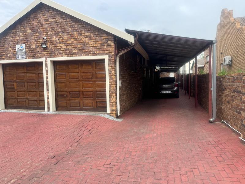 7 Bedroom Property for Sale in Aerorand Mpumalanga