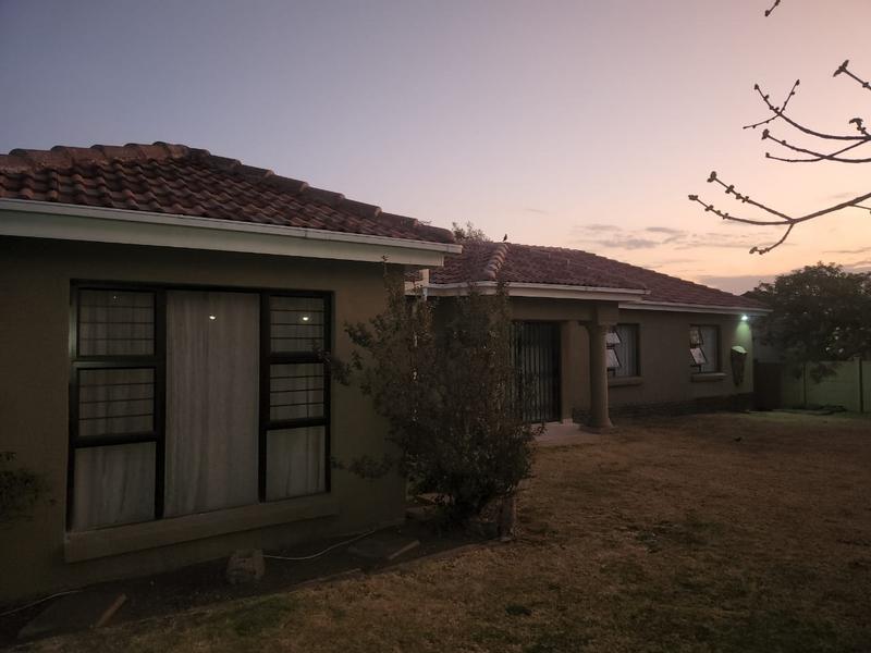 To Let 4 Bedroom Property for Rent in Secunda Mpumalanga