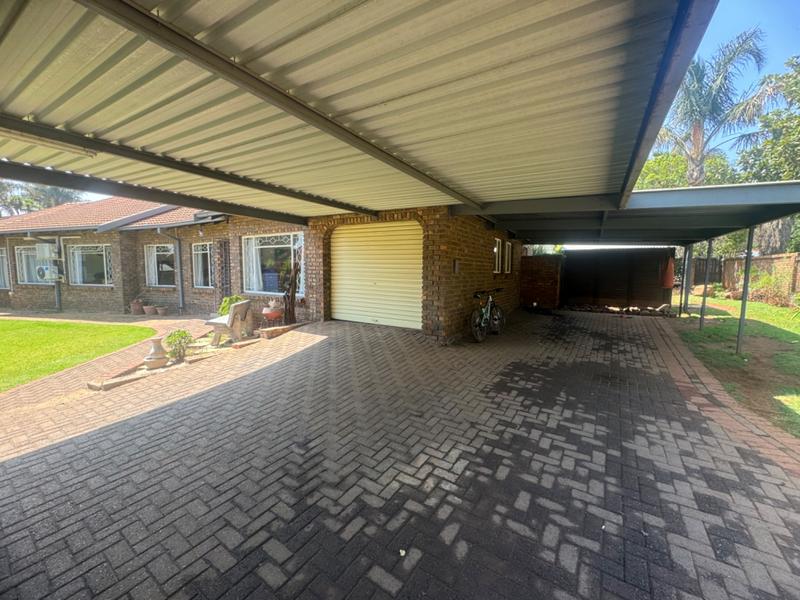 3 Bedroom Property for Sale in Aerorand Mpumalanga