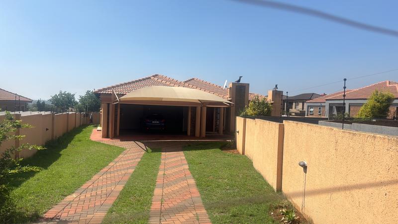 3 Bedroom Property for Sale in Aerorand Mpumalanga