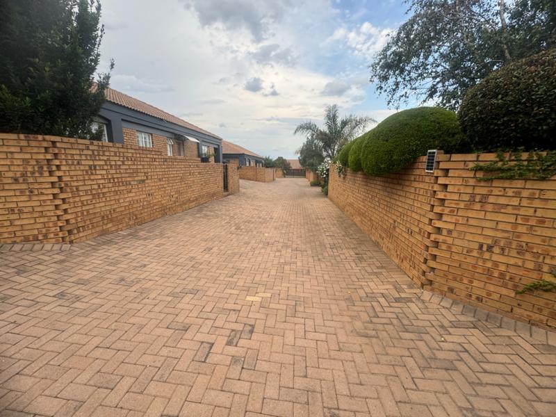 3 Bedroom Property for Sale in Aerorand Mpumalanga