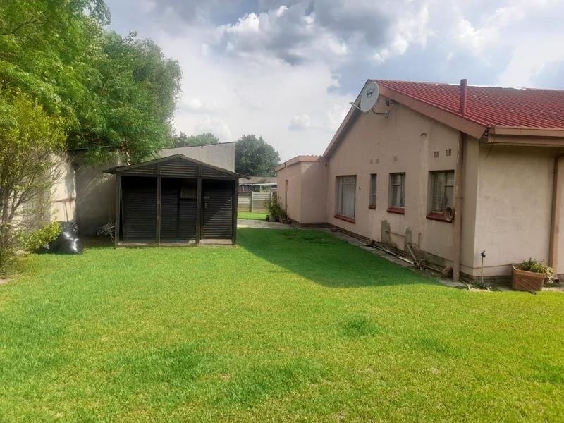 4 Bedroom Property for Sale in Ermelo Mpumalanga