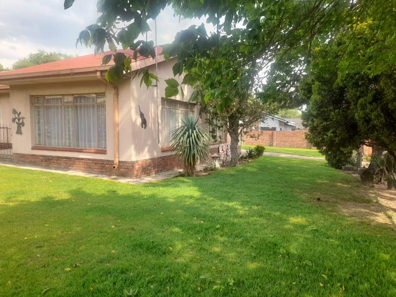 4 Bedroom Property for Sale in Ermelo Mpumalanga