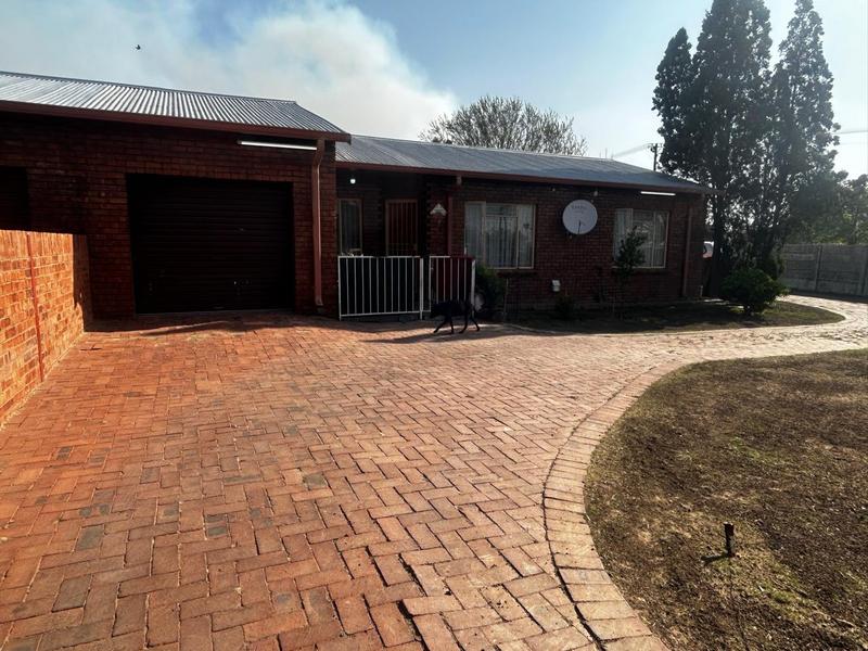 To Let 2 Bedroom Property for Rent in Standerton Mpumalanga