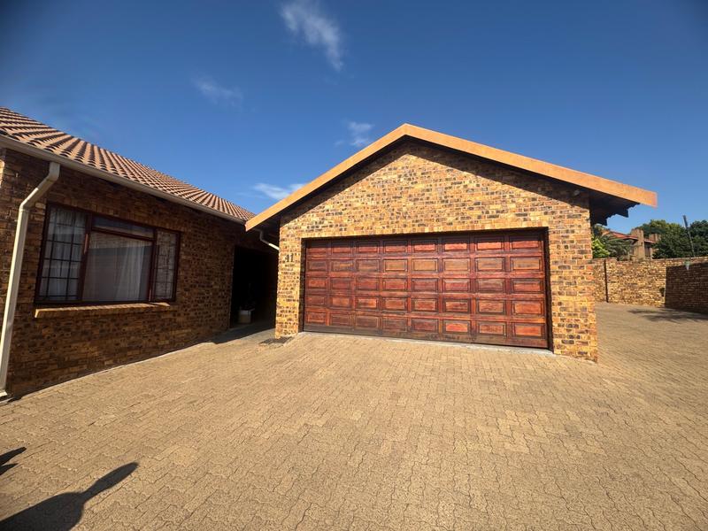 3 Bedroom Property for Sale in Gholfsig Mpumalanga