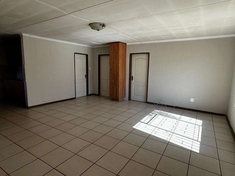 5 Bedroom Property for Sale in Standerton Mpumalanga