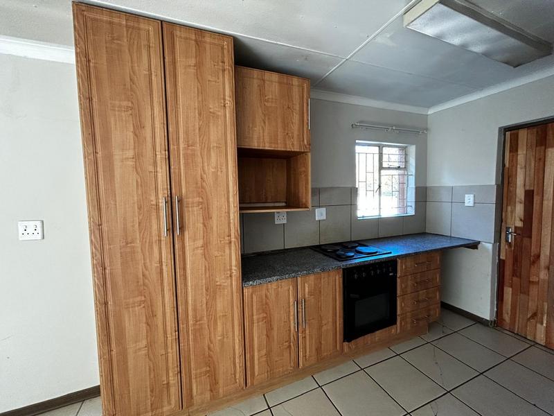 5 Bedroom Property for Sale in Standerton Mpumalanga