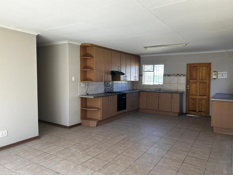 5 Bedroom Property for Sale in Standerton Mpumalanga