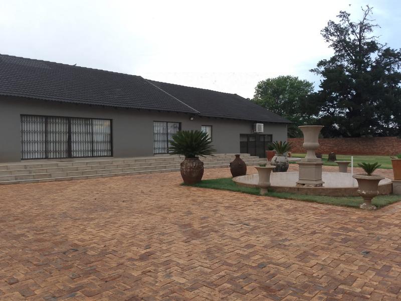 To Let 2 Bedroom Property for Rent in Rietkol AH Mpumalanga