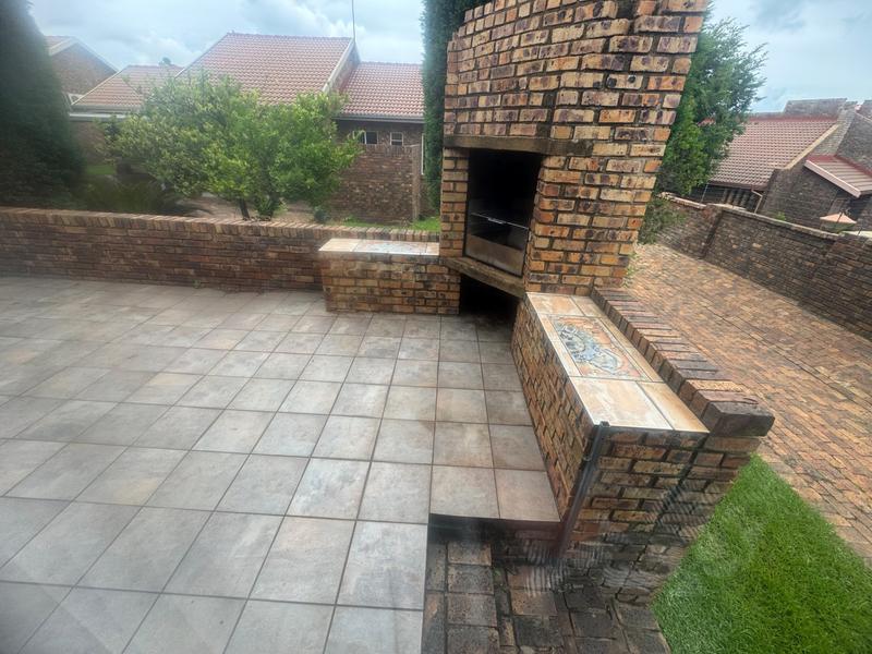 3 Bedroom Property for Sale in Aerorand Mpumalanga