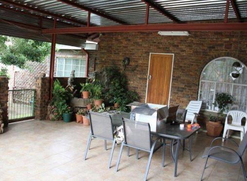 4 Bedroom Property for Sale in Machadodorp Mpumalanga