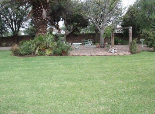 4 Bedroom Property for Sale in Machadodorp Mpumalanga