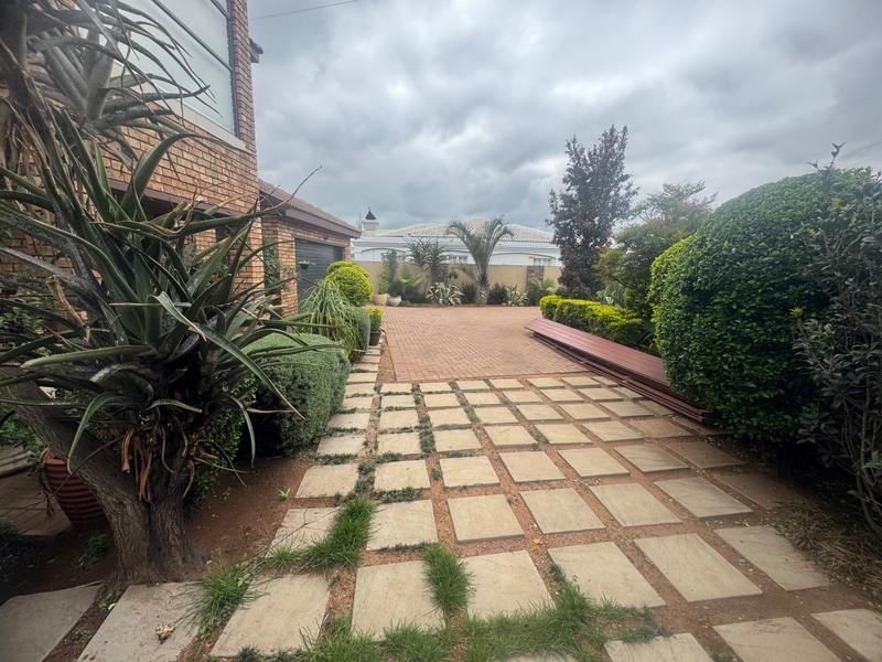 3 Bedroom Property for Sale in Aerorand Mpumalanga