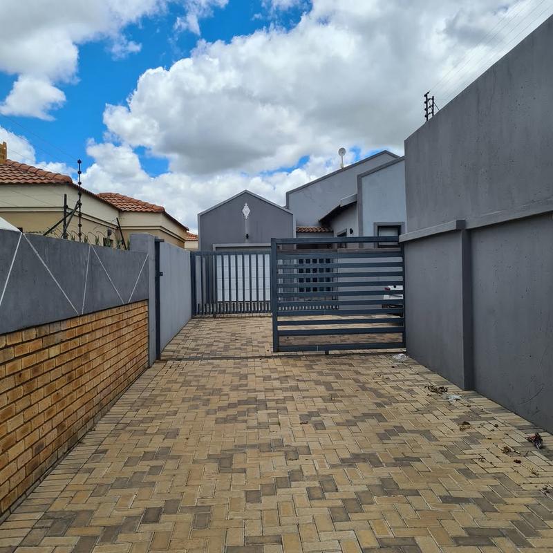 To Let 2 Bedroom Property for Rent in Delmas Mpumalanga