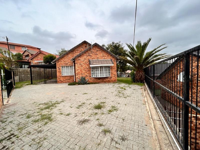 To Let 2 Bedroom Property for Rent in Meyerville Mpumalanga