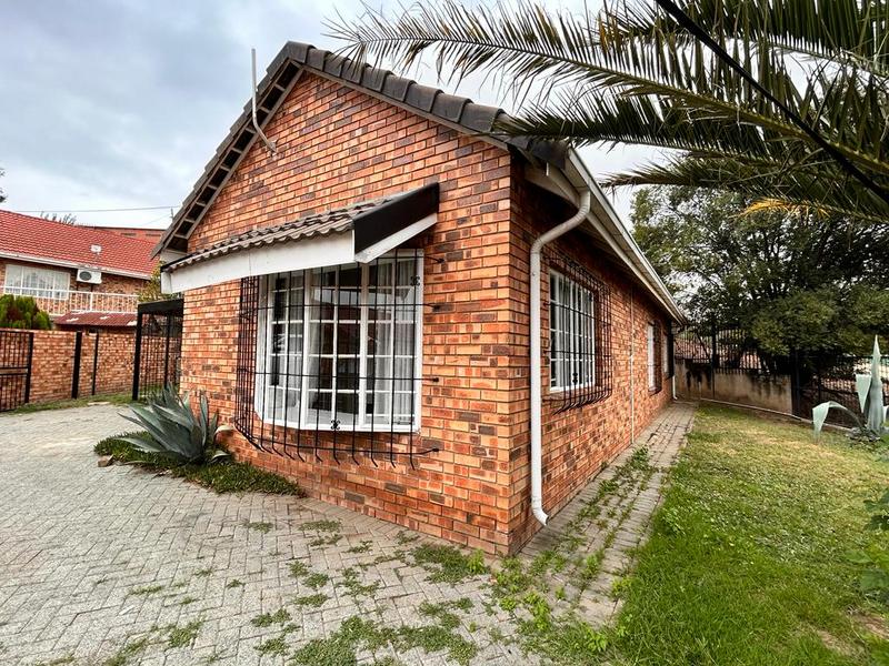 To Let 2 Bedroom Property for Rent in Meyerville Mpumalanga