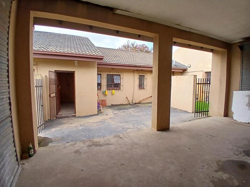 4 Bedroom Property for Sale in Ermelo Mpumalanga