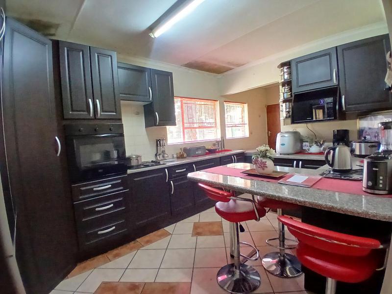 4 Bedroom Property for Sale in Ermelo Mpumalanga