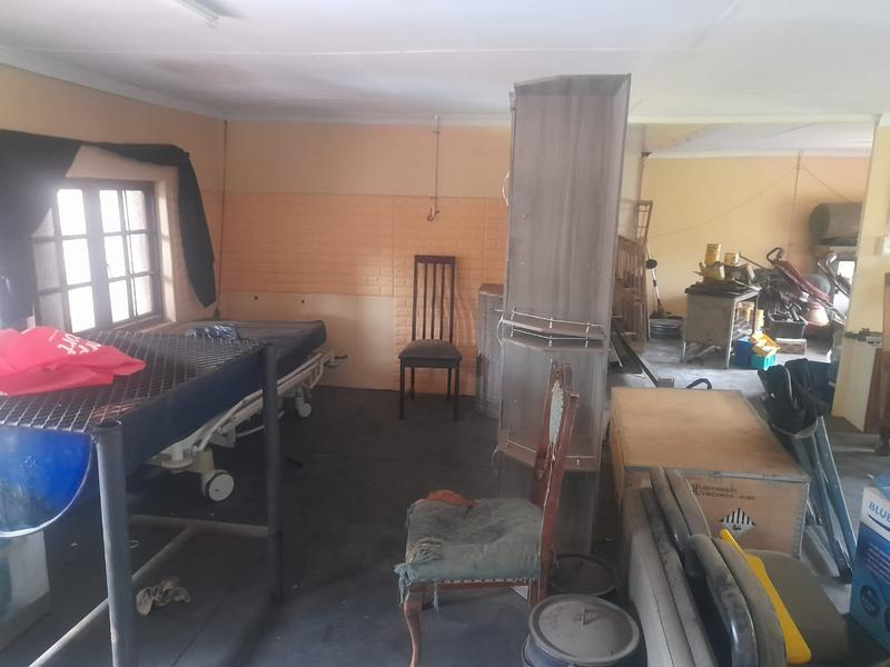 6 Bedroom Property for Sale in Ermelo Mpumalanga