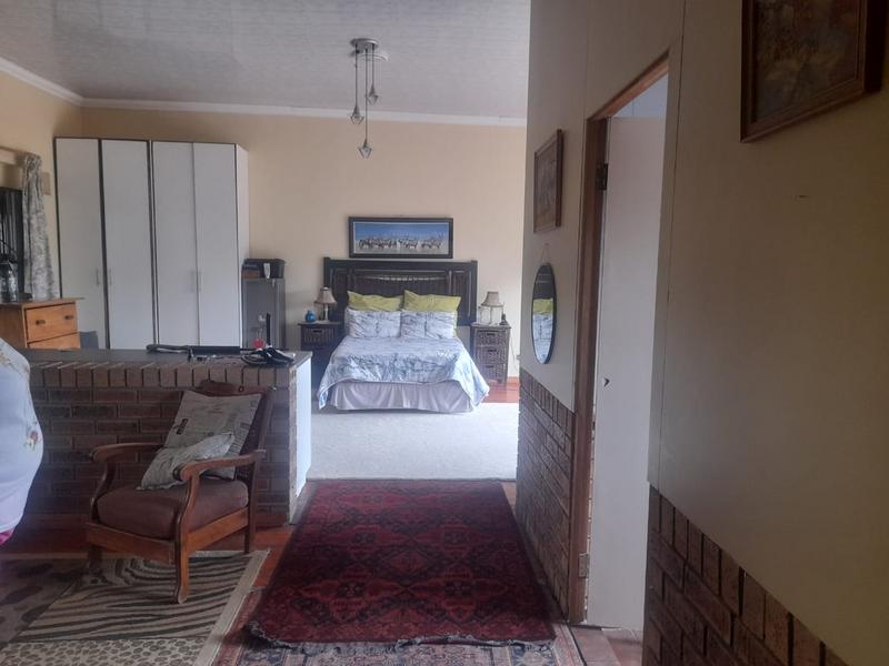 6 Bedroom Property for Sale in Ermelo Mpumalanga