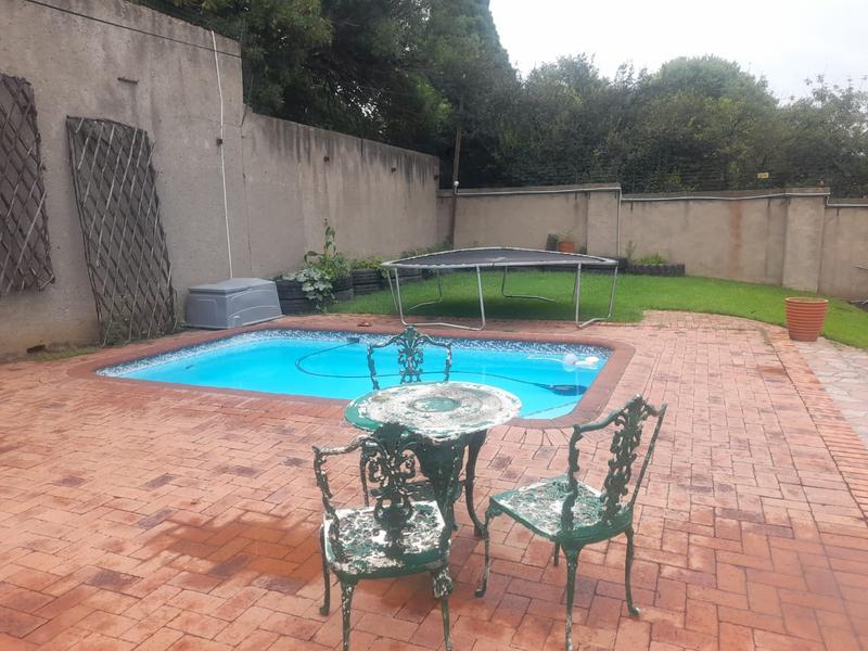 6 Bedroom Property for Sale in Ermelo Mpumalanga