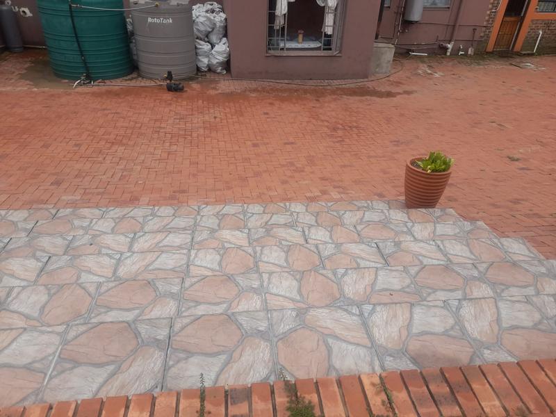 6 Bedroom Property for Sale in Ermelo Mpumalanga