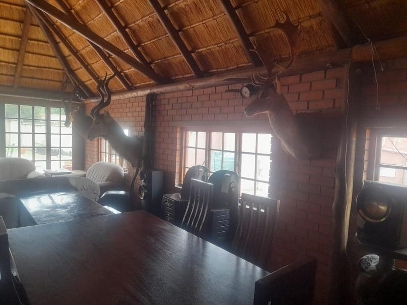 6 Bedroom Property for Sale in Ermelo Mpumalanga