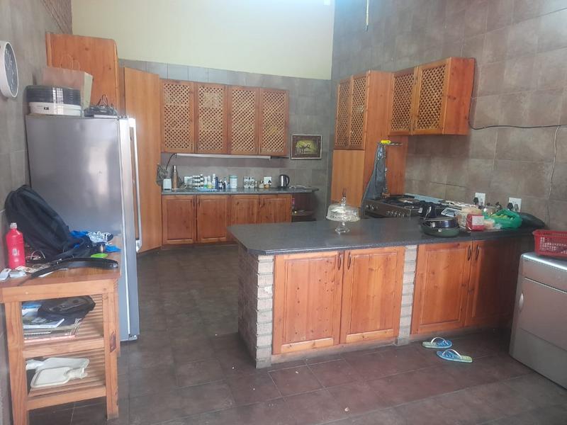 6 Bedroom Property for Sale in Ermelo Mpumalanga