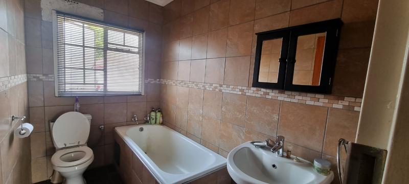 4 Bedroom Property for Sale in Kosmos Park Mpumalanga