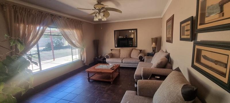 4 Bedroom Property for Sale in Kosmos Park Mpumalanga