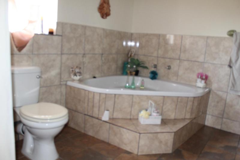 4 Bedroom Property for Sale in Marloth Park Mpumalanga
