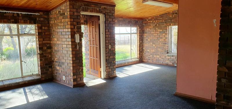2 Bedroom Property for Sale in Machadodorp Mpumalanga