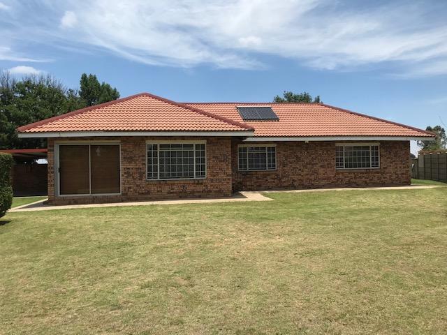 3 Bedroom Property for Sale in Flora Park Mpumalanga