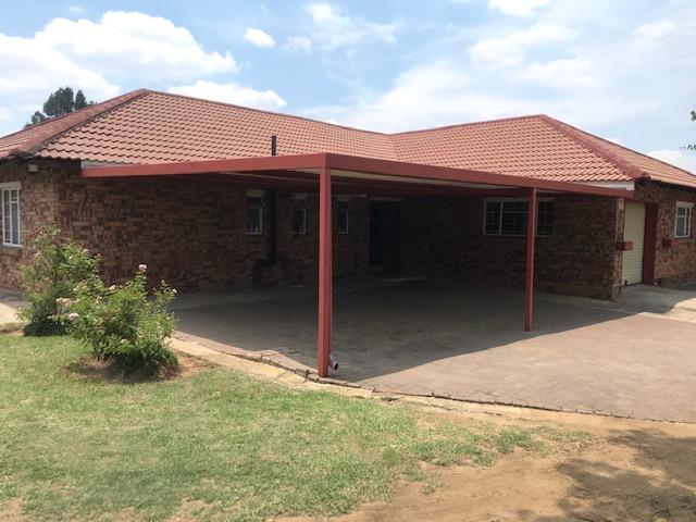 3 Bedroom Property for Sale in Flora Park Mpumalanga