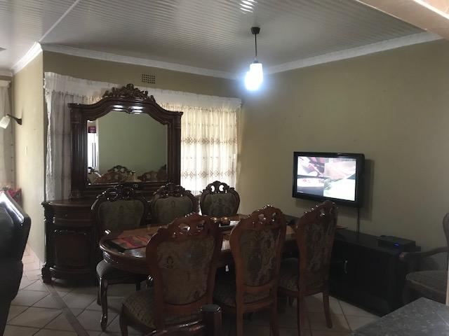 3 Bedroom Property for Sale in Flora Park Mpumalanga