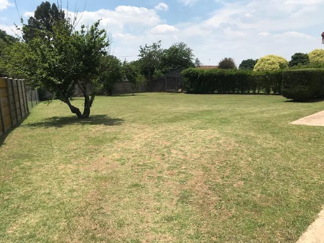 3 Bedroom Property for Sale in Flora Park Mpumalanga