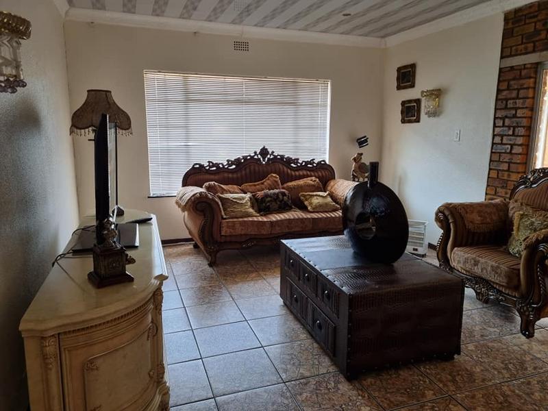 4 Bedroom Property for Sale in Kosmos Park Mpumalanga