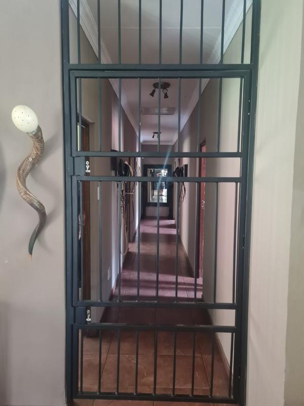4 Bedroom Property for Sale in Lydenburg Mpumalanga
