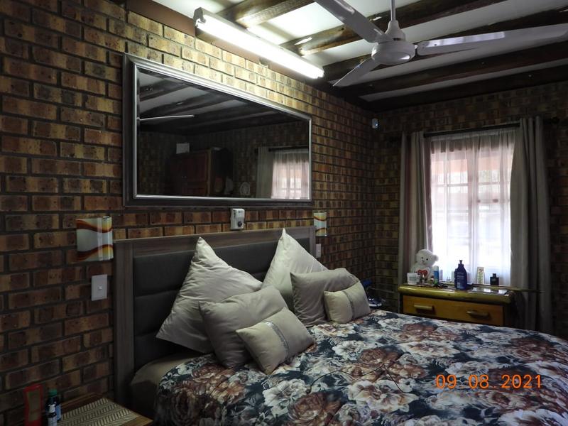 3 Bedroom Property for Sale in Marloth Park Mpumalanga