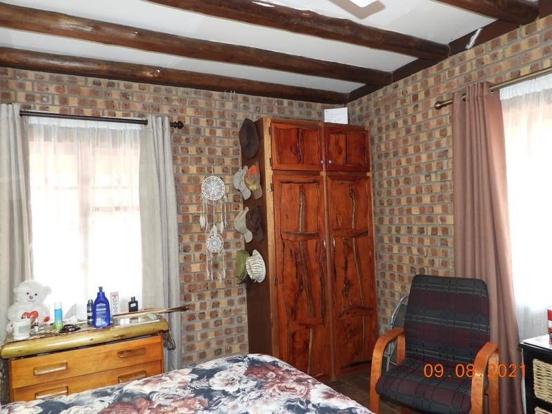 3 Bedroom Property for Sale in Marloth Park Mpumalanga
