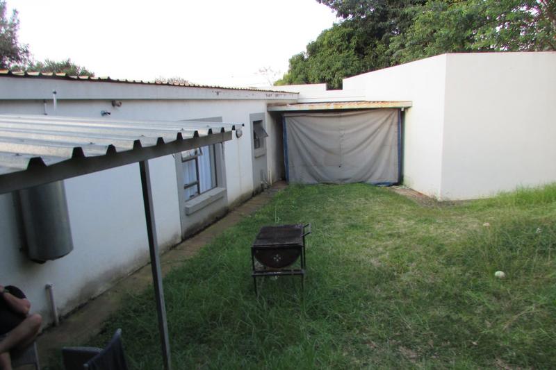 6 Bedroom Property for Sale in White River Mpumalanga
