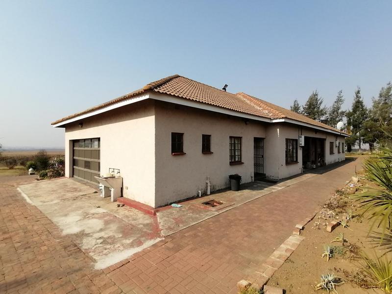 4 Bedroom Property for Sale in Ermelo Mpumalanga
