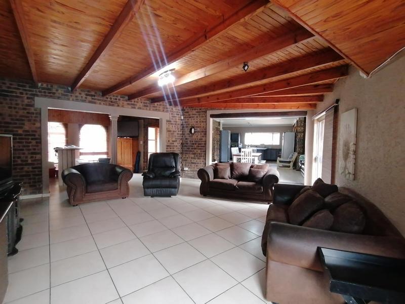 4 Bedroom Property for Sale in Ermelo Mpumalanga