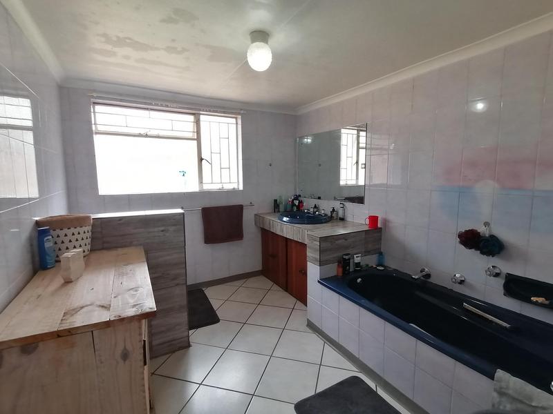 4 Bedroom Property for Sale in Ermelo Mpumalanga