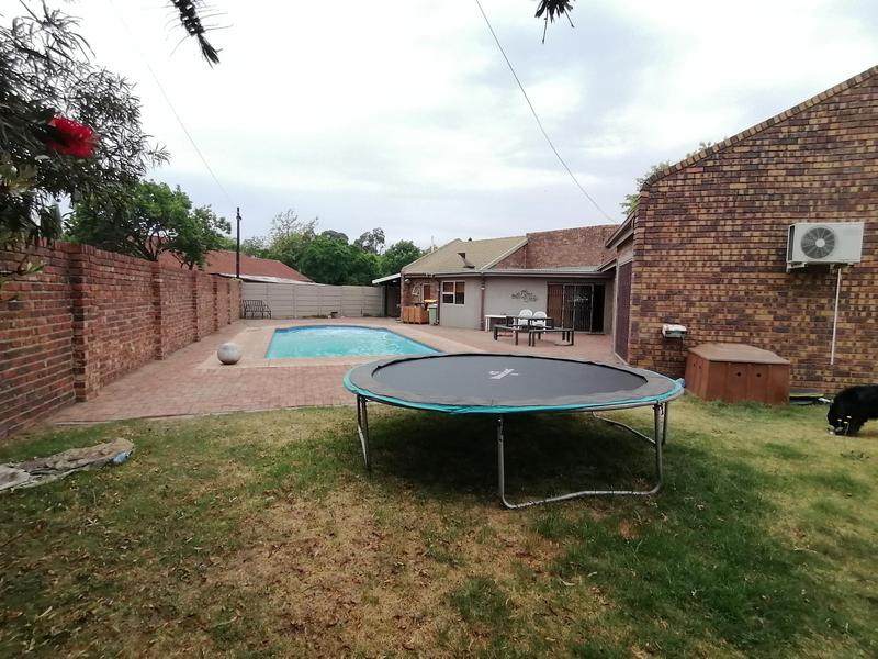 4 Bedroom Property for Sale in Ermelo Mpumalanga