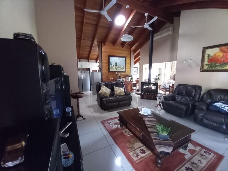 5 Bedroom Property for Sale in Clubville Mpumalanga