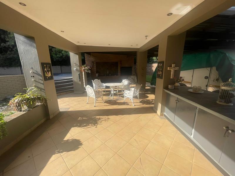 5 Bedroom Property for Sale in Gholfsig Mpumalanga